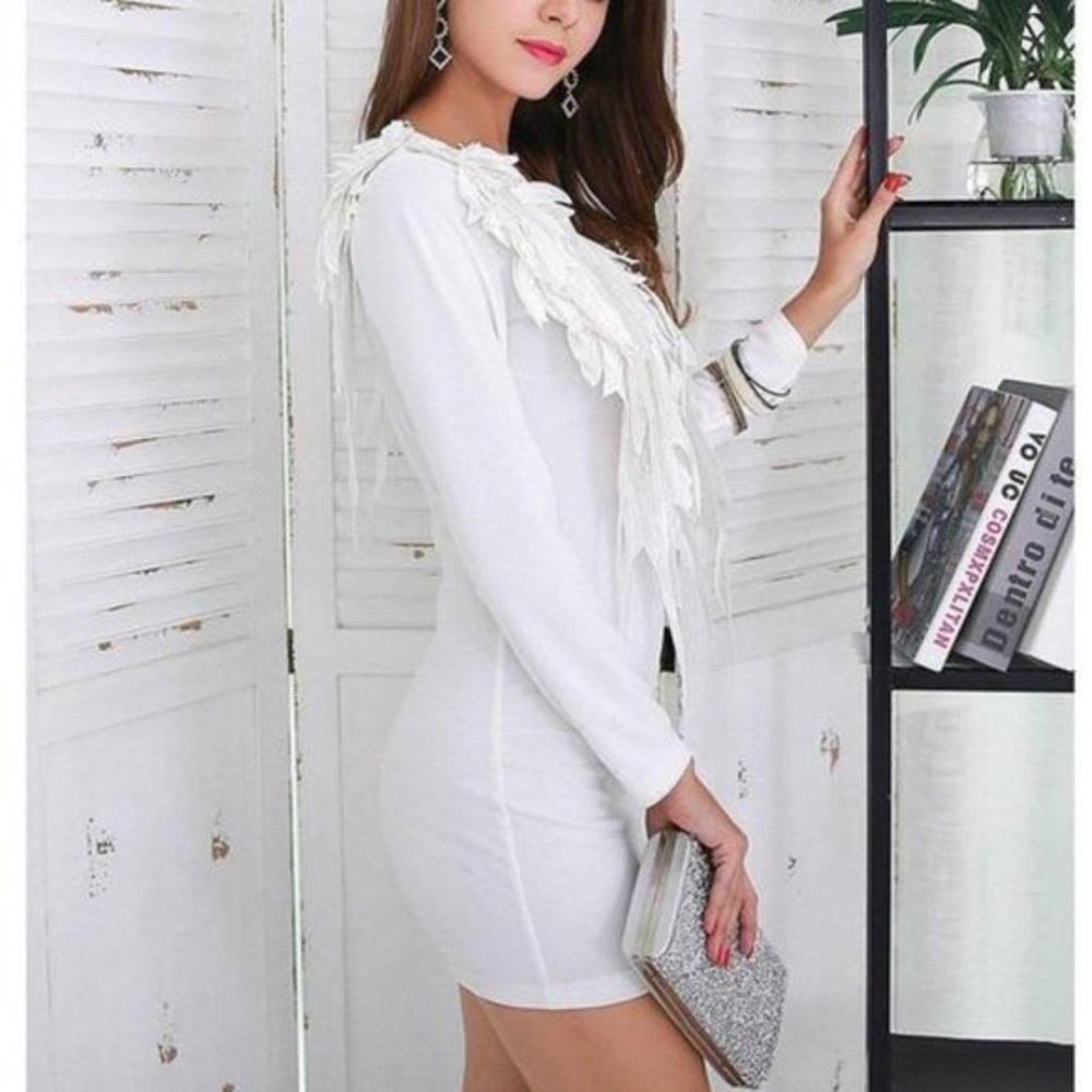 White Winged Long Sleeve Bridal Bodycon Dress
